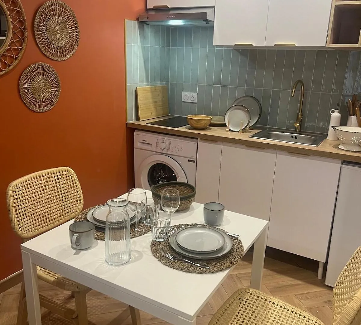 Croix Rousse Apartment Lyon France